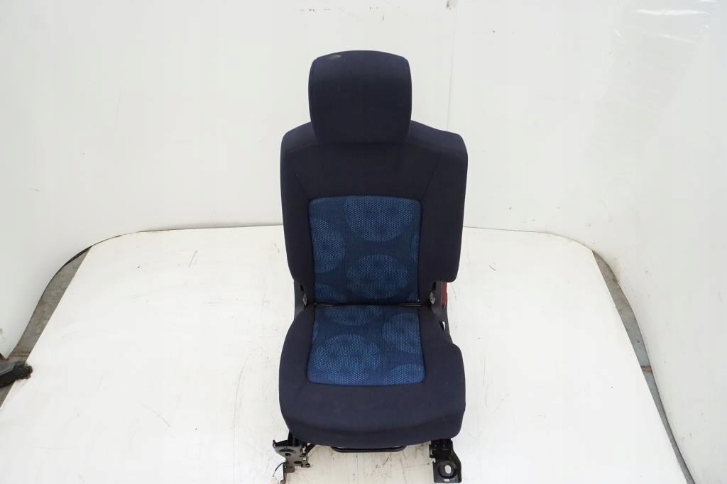 фото №1, Сиденье правый задняя 2 ряд peugeot 1007 1.6 16v