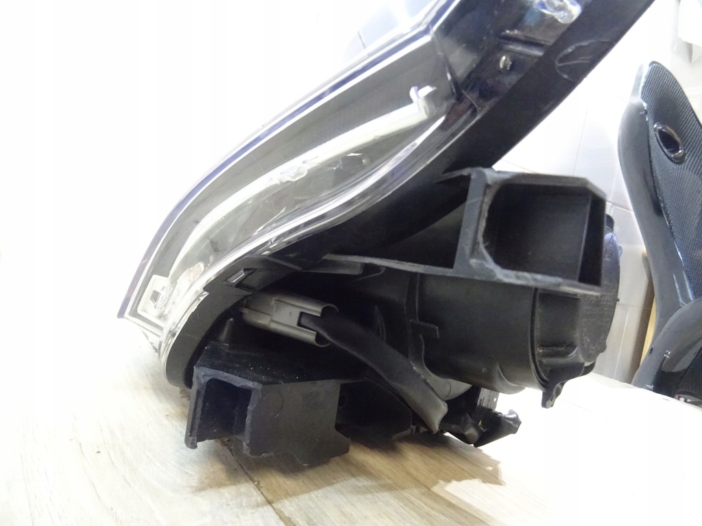 фото №10, Mitsubishi outlander 3 iii 12-15 лампа левая перед ксенон 8301c2-03 4dl llu