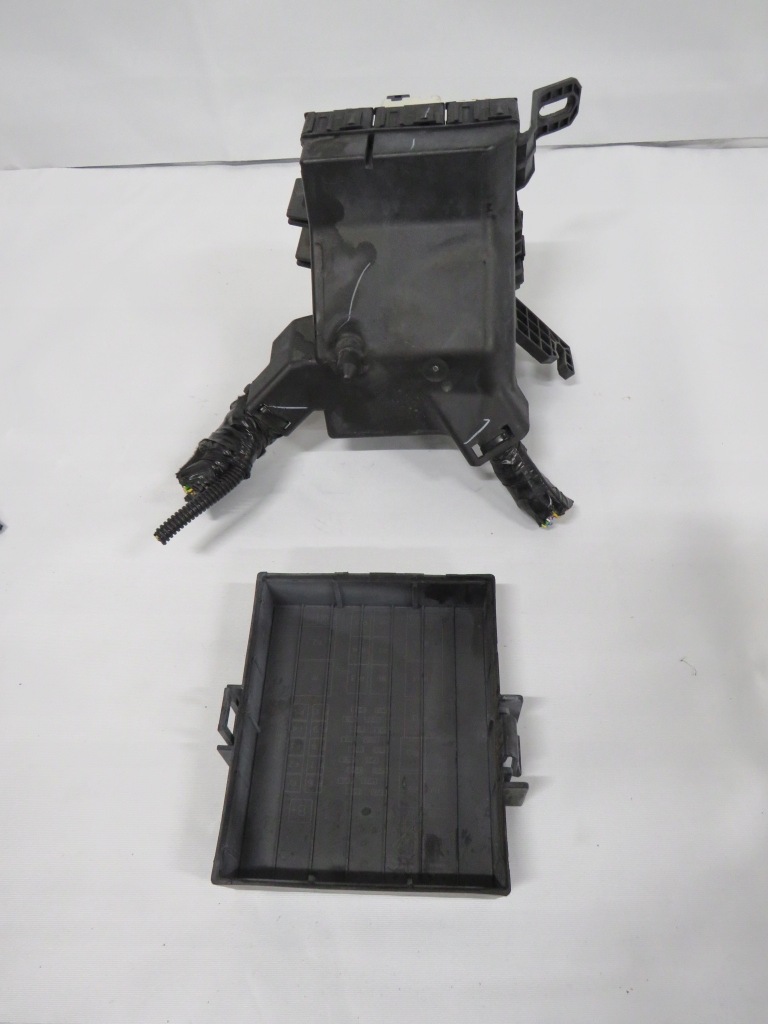 фото №3, Ecosport ii mk2 1.0 eb коробка предохранителей