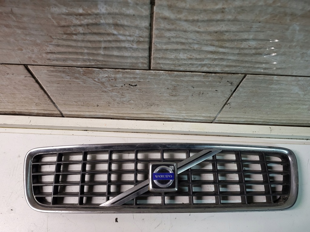 фото №1, Решітка радіатора решітка радіатора volvo s80 i lift 8659947