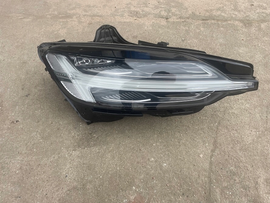 Купить Volvo v60 s60 фара правый  full led