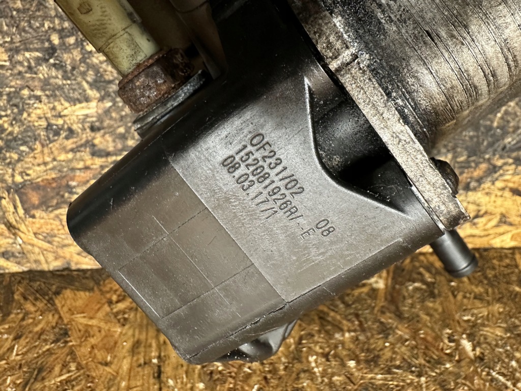 фото №11, Корпус фильтра масла renault 1.6 dci 152081926r