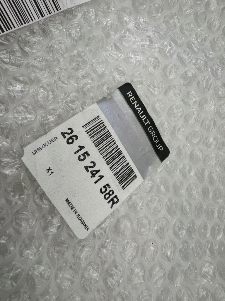 Dacia оригинальный номер sandero 3 3 stepway левая правый  решётка бампера перед 261524158r с Разборки