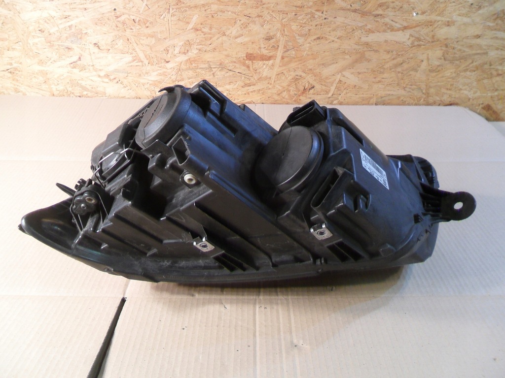 фото №15, Лампа правый перед vw t6 7e1941016ac