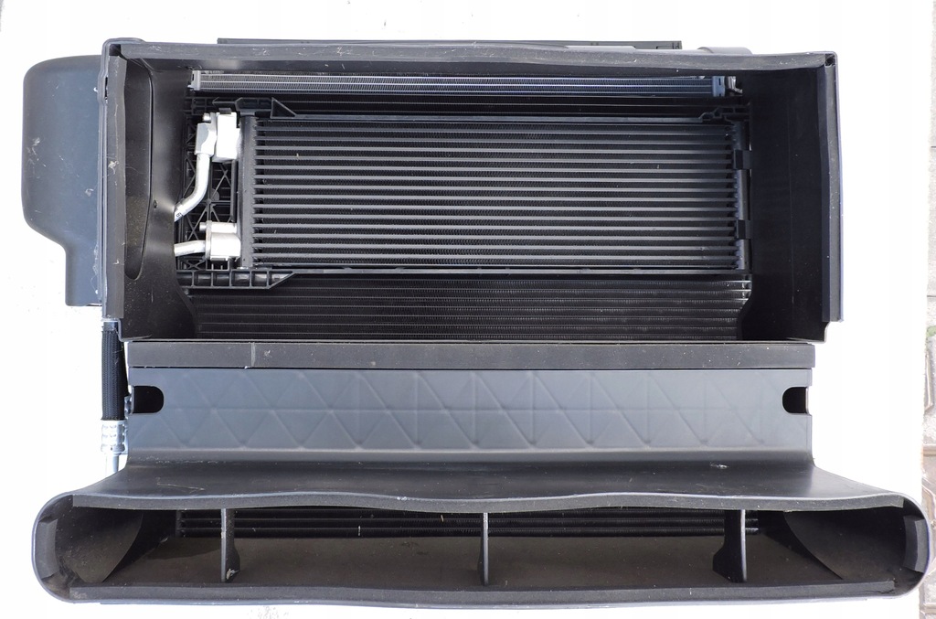 фото №1, Радіатор набір радіатор maserati grecale