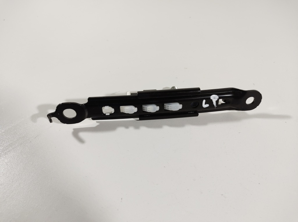 фото №2, Lexus is300h 13r ползунок поперечина левый перед