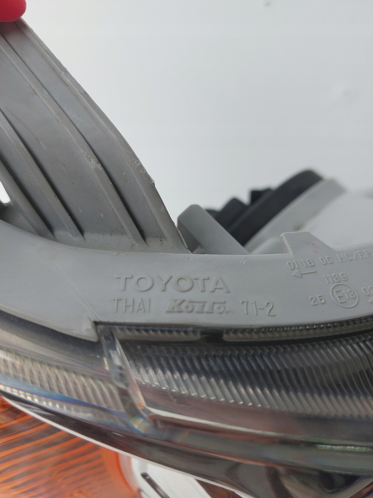 фото №7, Лампа передняя правая toyota hilux 7 europa