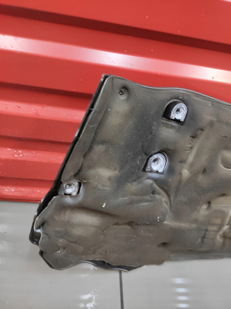 фото №8, Jaguar xf x250 3.0d кришка захист двигуна верхній оригінал ładna