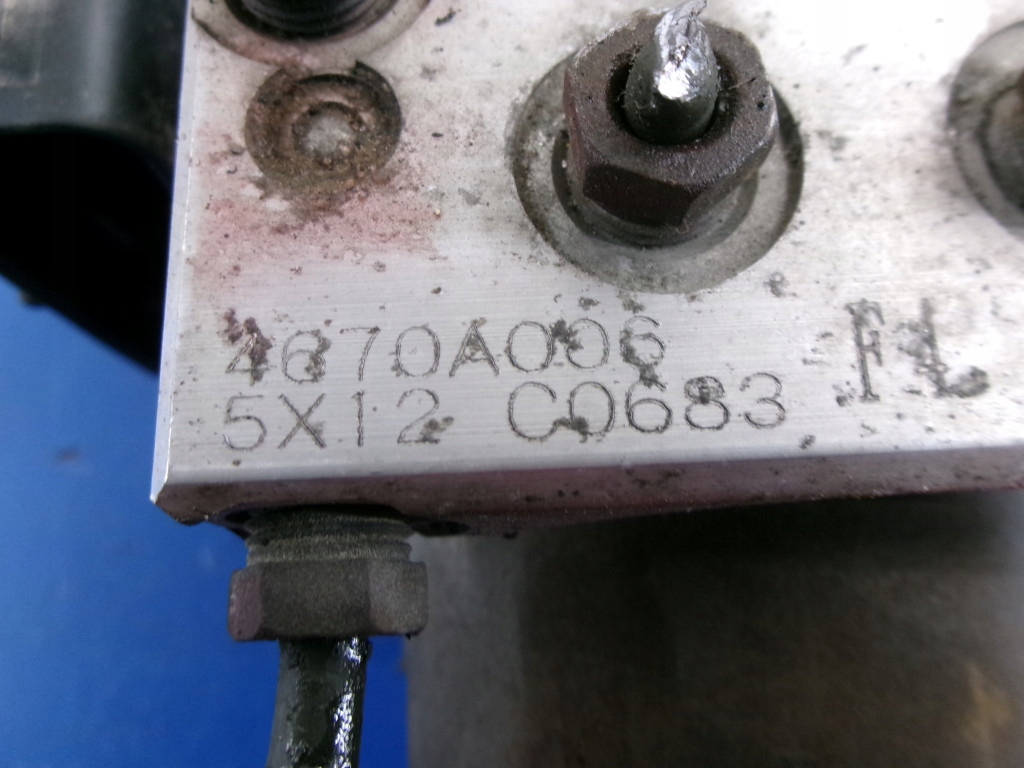 фото №6, Mitsubishi outlander i 2.0t насос блок управления abs 4670a006