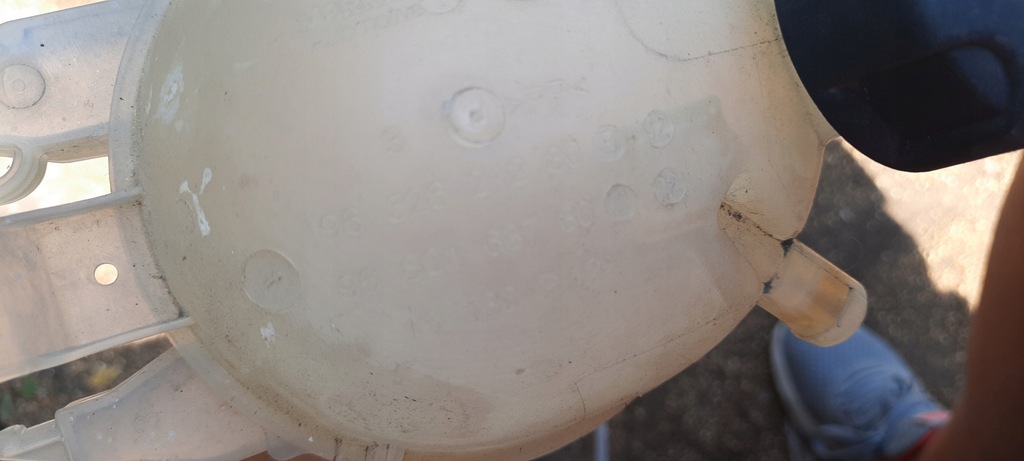 фото №1, Citroen peugeot бак wyrównawaczy 9652621280