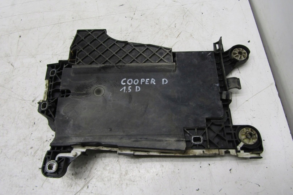 фото №1, Основа кронштейн акумулятор 1.5 d mini f55 f56 7641797