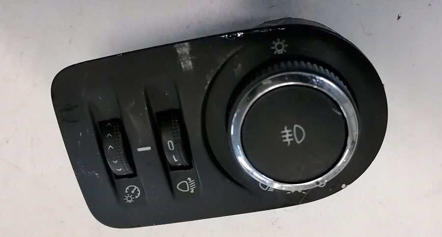 Купить Opel corsa d 13r переключатель света 13310330