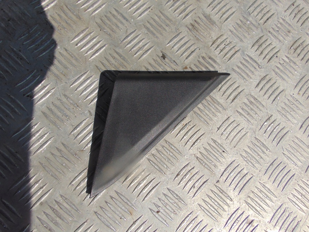 фото №1, Opel corsa f треугольник дверь левый перед 2019-