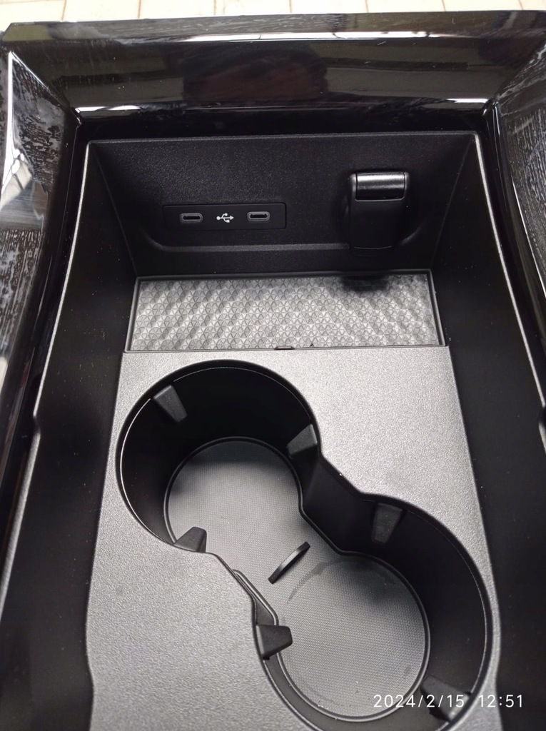 фото №9, Підлокітник тунель середній бардачок renault austral 2022r