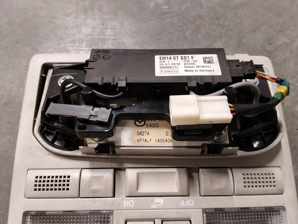 Mazda 6 gh освітлення салону лампа кабіни люк в Україні