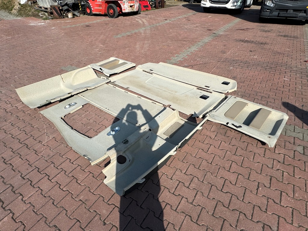 фото №6, Потолок обивка mercedes actros mp4 big space a9606905057