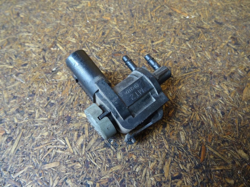 фото №13, Audi vw 2.0 tdi датчик электроклапан клапан вакуумa egr 1k0906283a