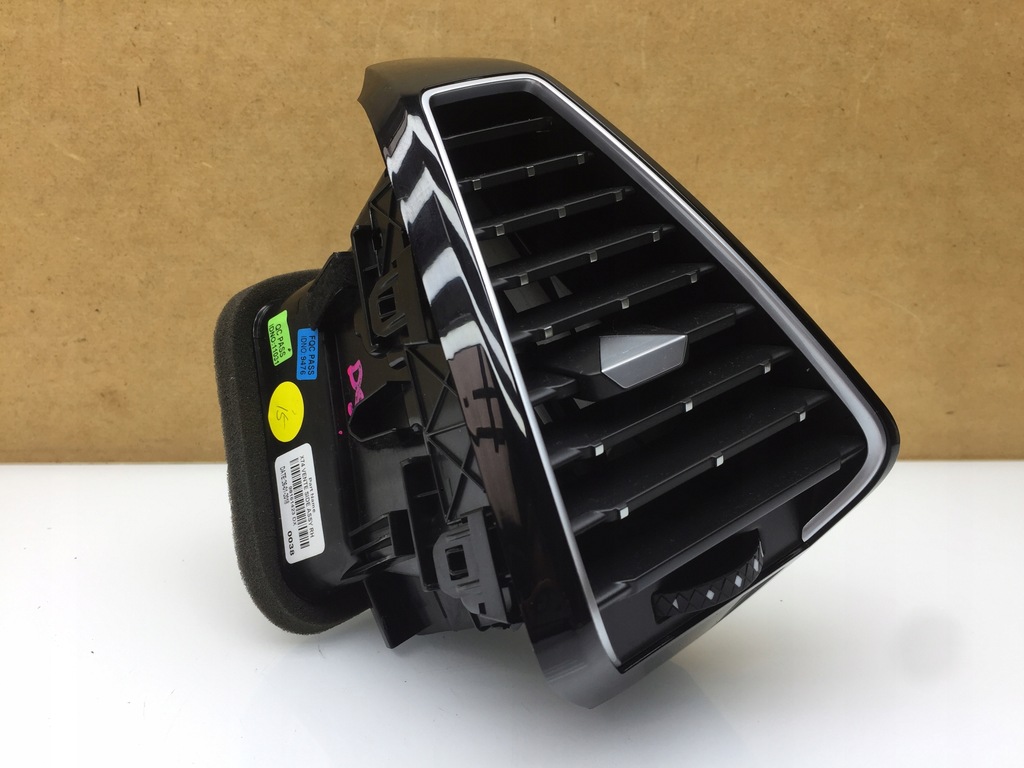 фото №1, Citroen ds7 решётка обдув правая воздуховод