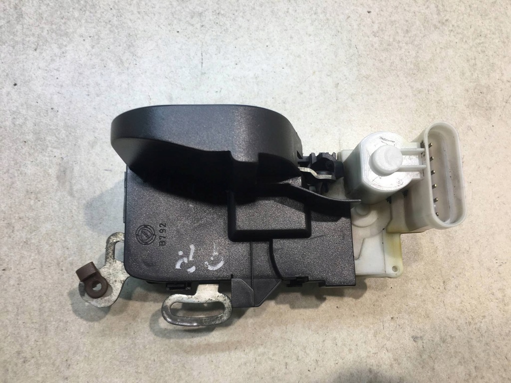 фото №3, Замок дверь правый перед alfa romeo 147 6 pin