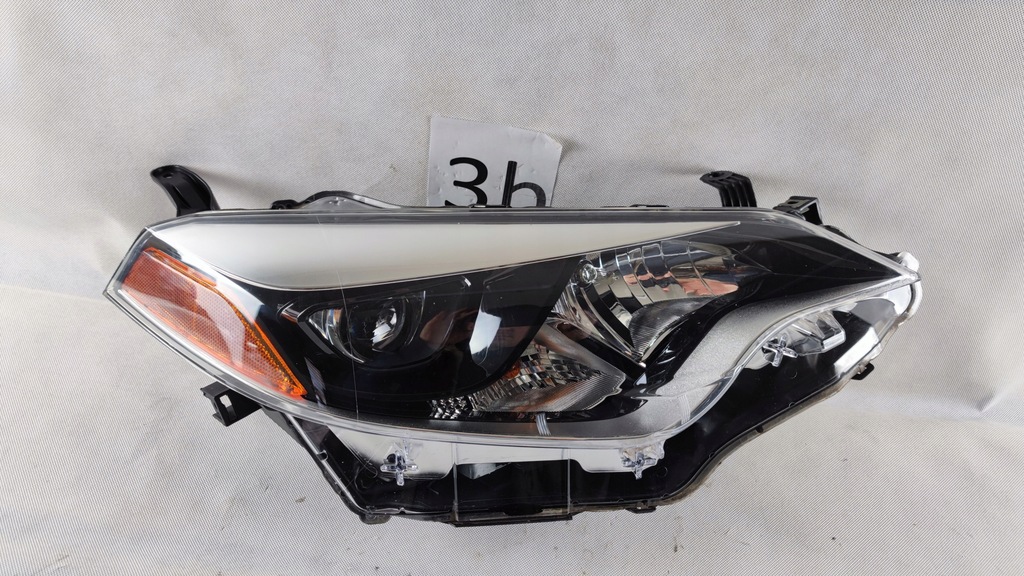 фото №1, Toyota corolla e17 2013-2016 фара правий usa