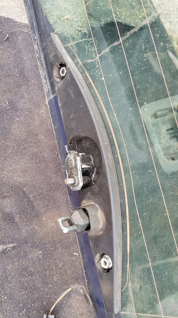 фото №9, Bmw e46 скло кришки задня