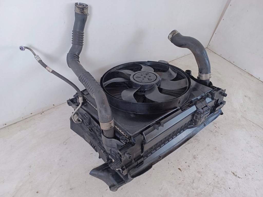 фото №12, Mercedes c w205 205 комплект радиатор радиатор 0995000454 0995002400