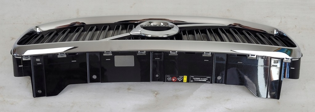 фото №8, Решітка радіатора хром значок решітка радіатора бампера volvo xc60 ii 2017- momentum