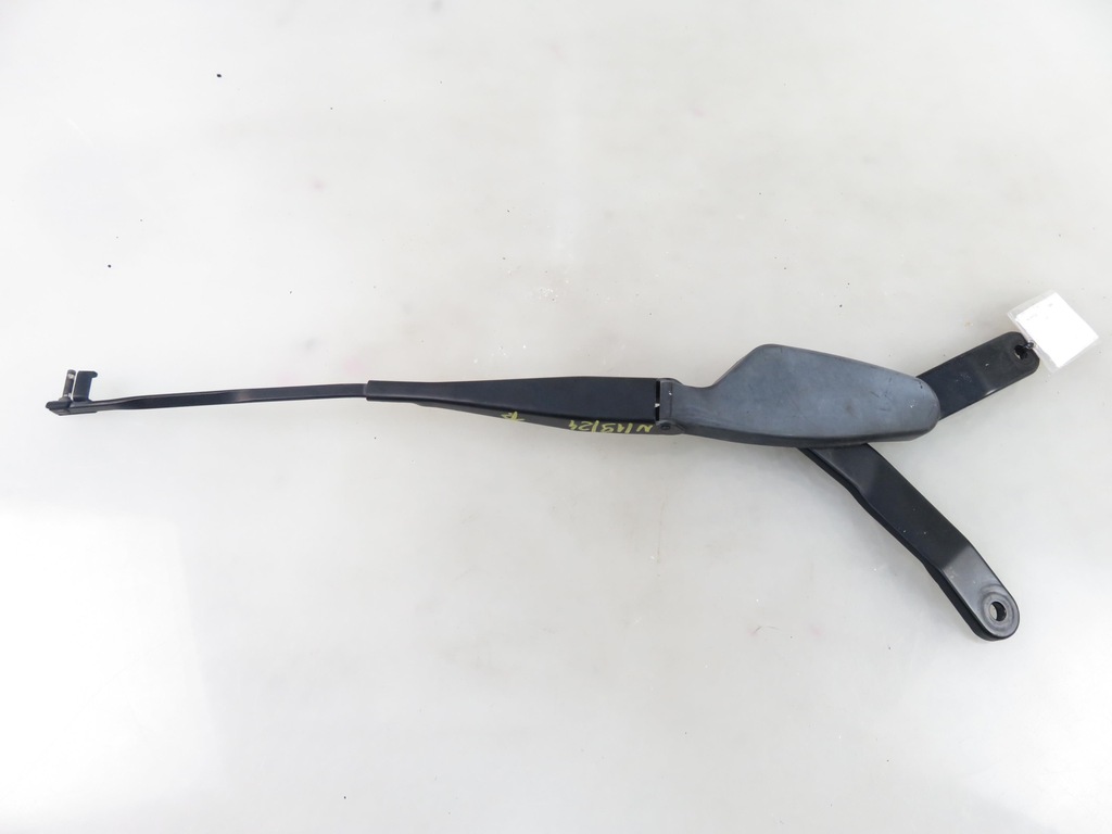 фото №1, Важіль двірники праве mercedes w204 a2048200344