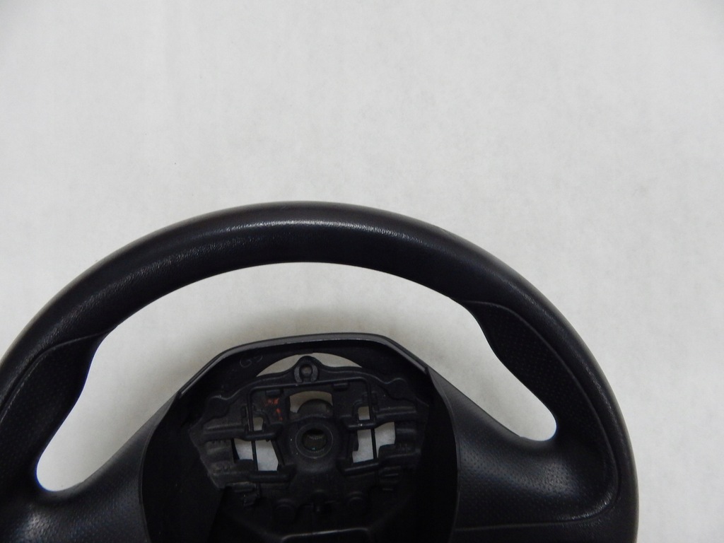 фото №5, Peugeot 208 2008 - воздуховод bez многофункциональный