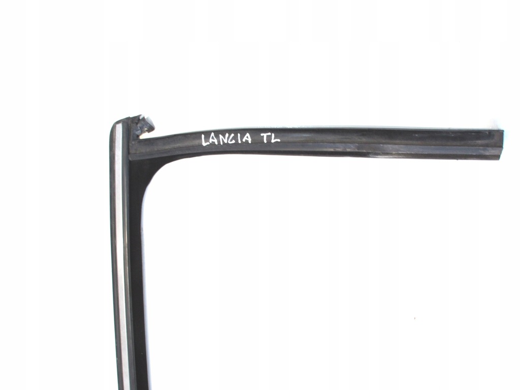 фото №8, Lancia delta 3 iii 08- прокладка рамка дверь стекло