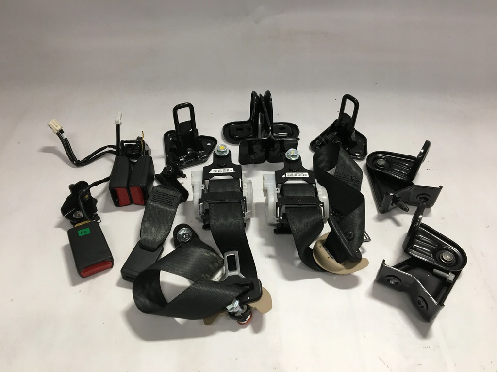 фото №1, Ремені безпеки задня комплект ssangyong tivoli 15-