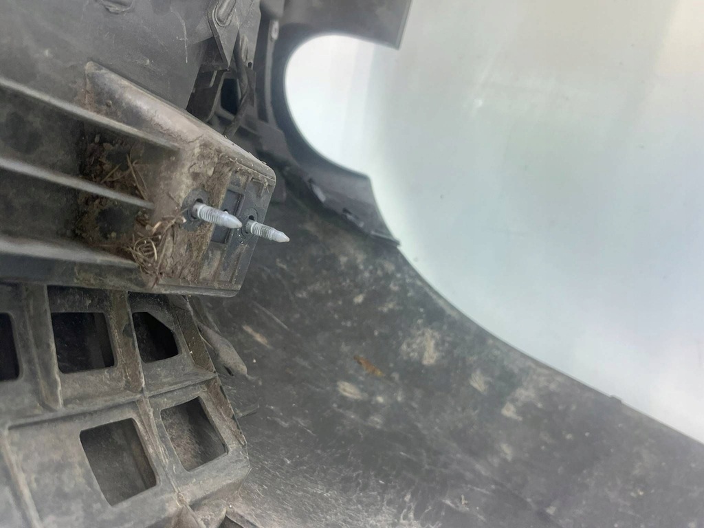 фото №12, Бампер задняя kombi ly7j pdc s-line диффузор audi a4 s4 b7 8e 8h 2007