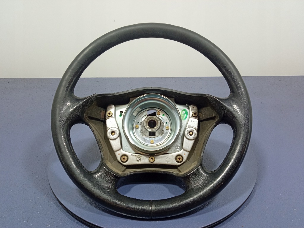 фото №1, Mercedes ml w163 lift воздуховод кожаный czarna