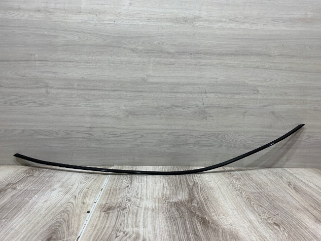 фото №1, Porsche macan 95b молдинг дверь левый перед