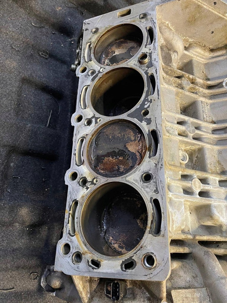 фото №5, Kompletny блок двигуна wal поршні m156 63amg 63 amg 156984 a1560110801