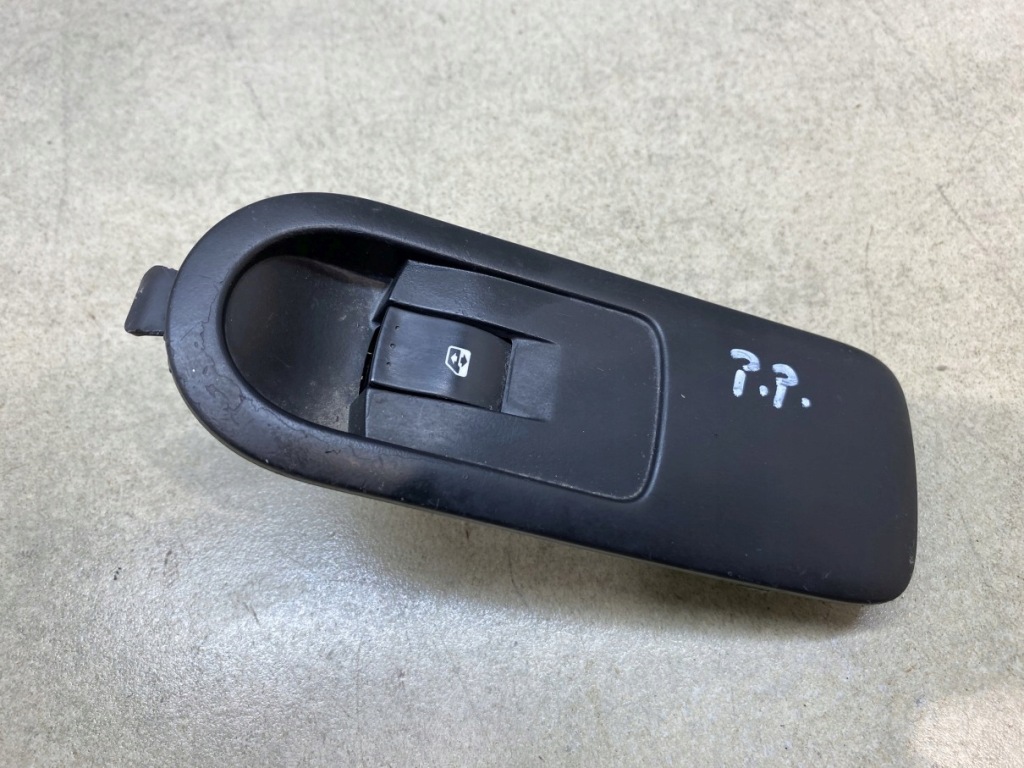 фото №1, Панель скло правий перед renault scenic ii 156013740