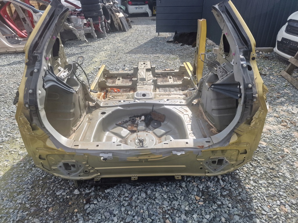 фото №1, Toyota yaris cross 22-25r задняя четверть стена порог kpl warszawa-koło-poznań