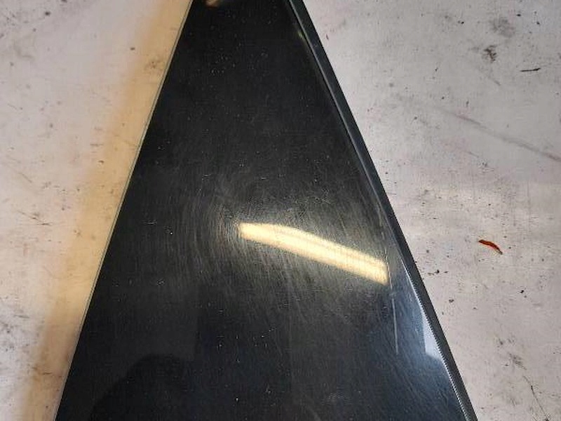 фото №1, Треугольник защита крыла левый задняя mercedes a169