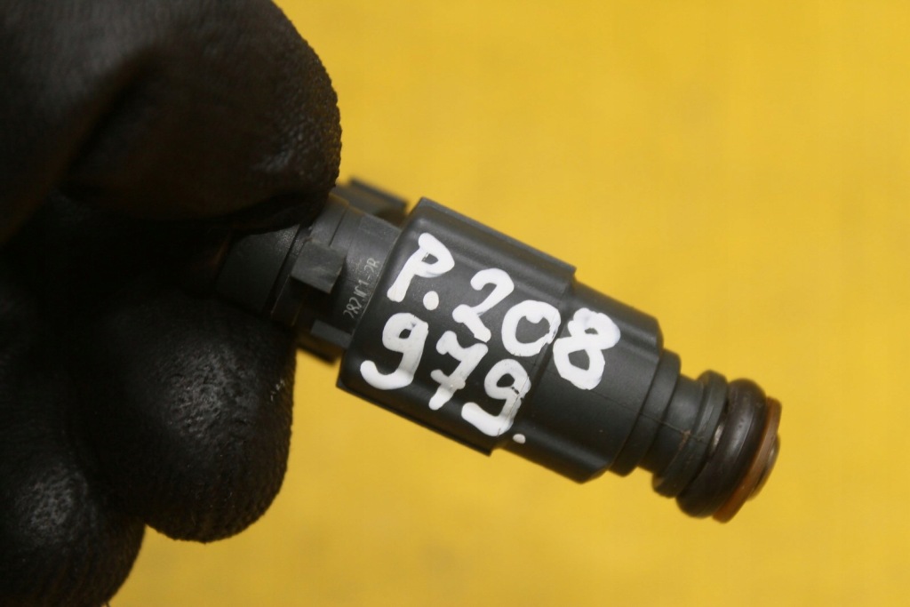 фото №8, Форсунка 9676017480 peugeot 208 1.2 vti