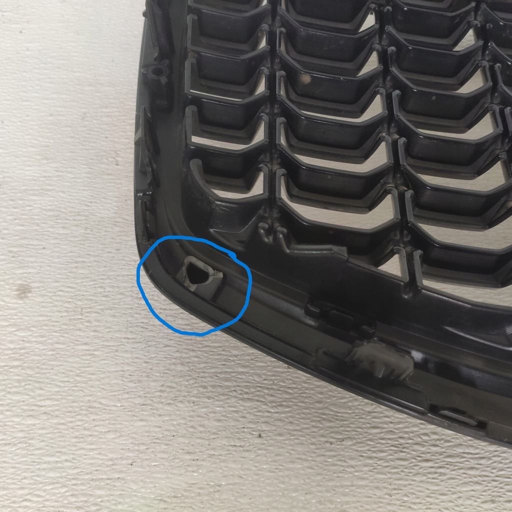 фото №4, Volvo xc60 ii 2022 lift r-design решітка радіатора решітка радіатора бампера