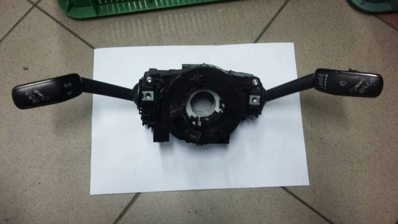 фото №1, Перемикач перемикач підрульовий 6c6953501 skoda rapid