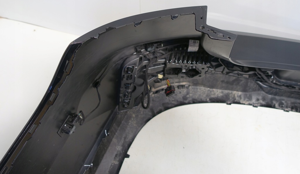 фото №8, Bmw 7 g70 m-pakiet na 6 датчиков парковки od 2022- бампер задняя задний