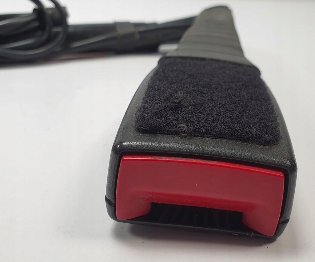 Клипса поперечина натяжитель левый перед alfa romeo 159 eu Цена