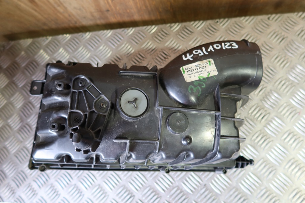 фото №1, Корпус фильтра воздуха range rover vogue cpla-9601-ca