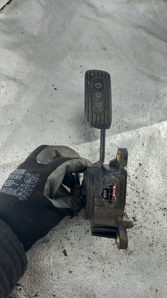 фото №1, Потенціометр газу nissan micra 05r k12