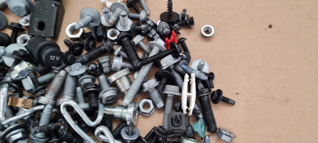 фото №13, A6 c8 4k болты винтики защёлки салона автомобиля a7 4k q8 q7 audi