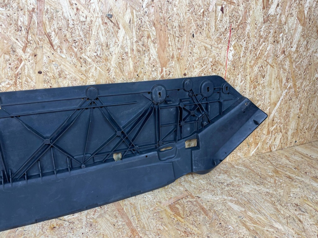 Плита накладка пол под бампер audi a4 b9 8w 8w0807611a s-line 2015- Киев