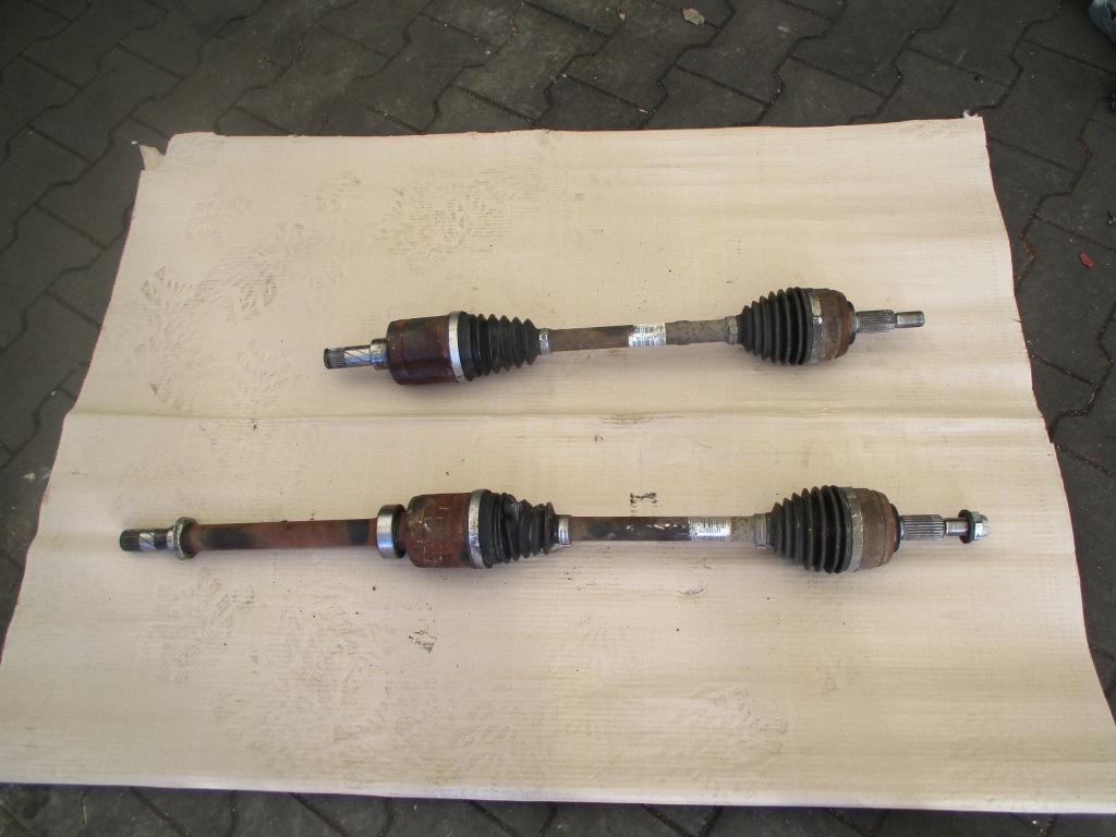 Купить Duster 1.2 tce приводной вал правая 391002885r