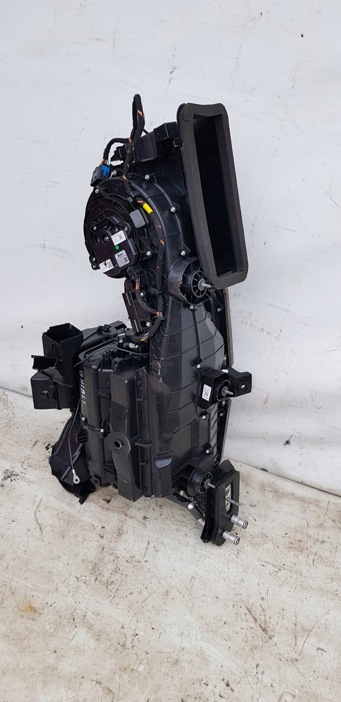 фото №15, Отопитель вентилятор maserati levante