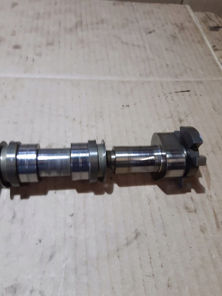 фото №9, Audi q5 8r 3.2 fsi cal вал распределительного вала всасывающий правый